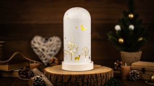 Clopot sticl. cu peisaj de Crăciun cu LED, pe baterii X25009