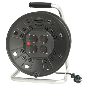 Derulator cu cablu 3x2.5mm2 si siguranţǎ – 40m