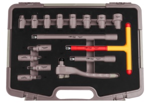 Antrenor tip T, izolat la 1000 V - Img 2