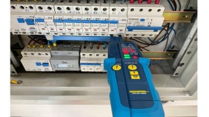 Aparat bipolar de tensiune cu LED, tester prot.diferențială - Img 2
