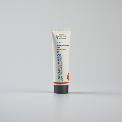 Linia Vivaderm Med - Gel hipoalergenic pentru controlul producerii de sebum - 30 ml.
