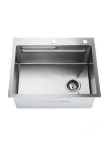 Detaljan prikaz dubokog korita (230mm) čeličnog sudopera SanDonna HD6050 R.