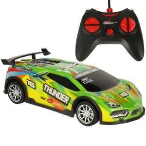 RC masina sport verde