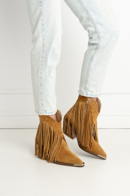 Ciocate - Tassels - Camel - 9