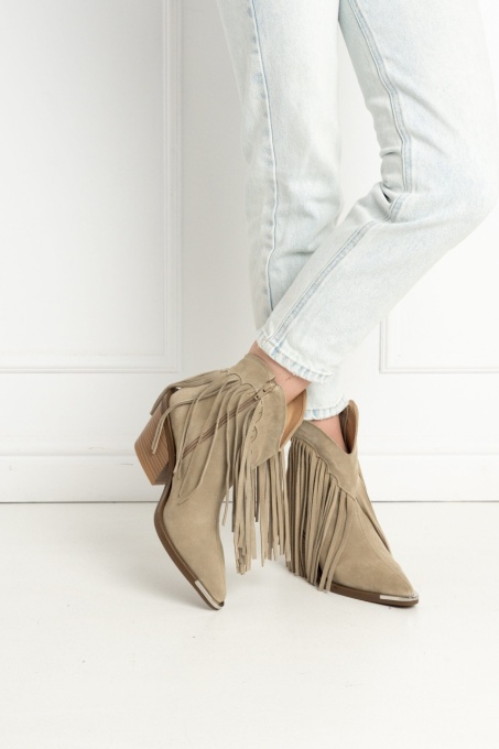Ciocate - Tassels - Sun - 4