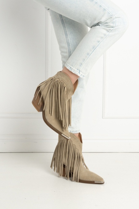 Ciocate - Tassels - Sun - 5