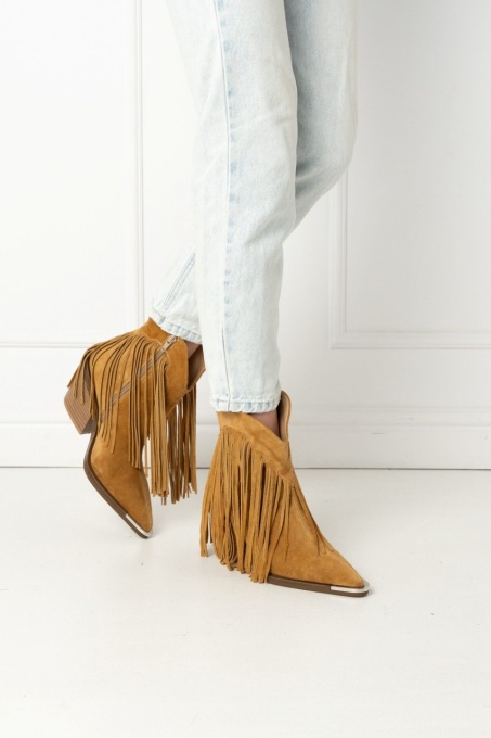 Ciocate - Tassels - Camel
