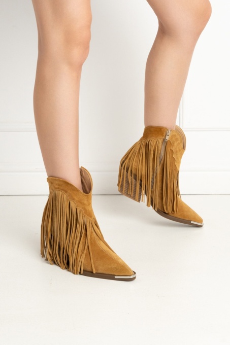 Ciocate - Tassels - Camel - 11