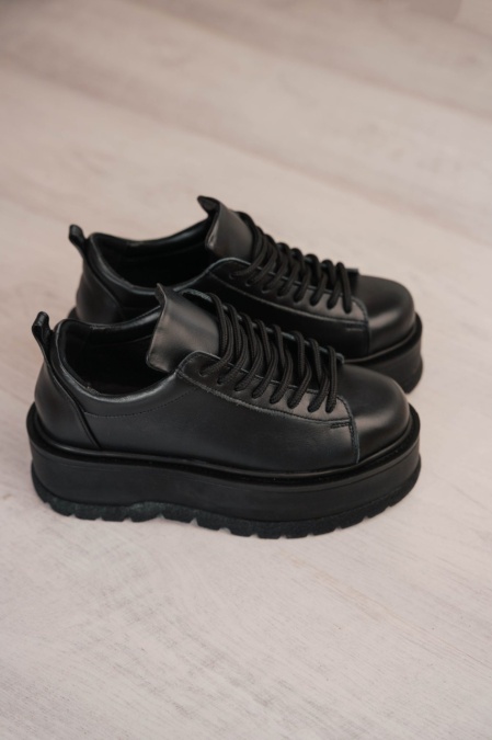 Sneakersi - Medellin - Black - Basic