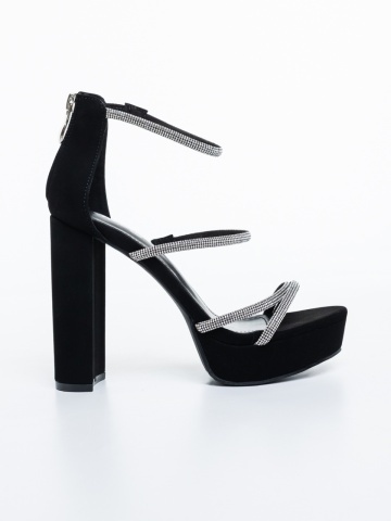 Γυναικεία σανδάλια μαύρα από ύφασμα Lasera - Img 4