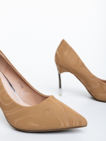 Γυναικείες γόβες κάμελ από ύφασμα Zuria - Img 5