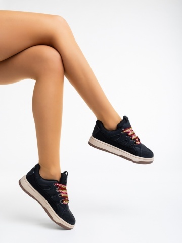Γυναικεία αθλητικά παπούτσια μαύρα από οικολογικό δέρμα Ardala - Img 3