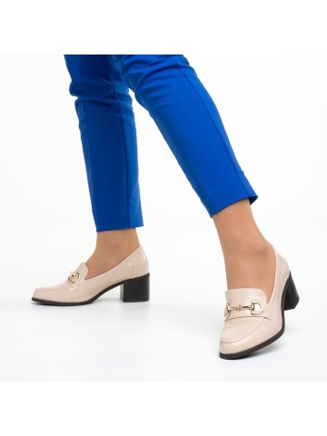 Γυναικεία παπούτσια μπεζ από οικολογικό δέρμα λουστρίνι με τακούνι Ilonka - Img 3