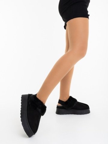 Γυναικείες παντόφλες μαύρες από ύφασμα Azerin - Img 6