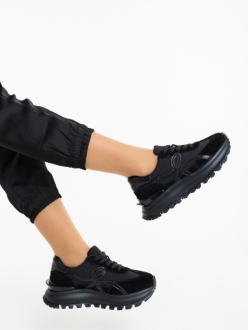 Γυναικεία αθλητικά παπούτσια μαύρα από γνήσιο δέρμα Talinda - Img 3