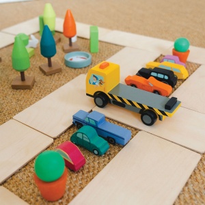 Mașinuțe Suprapuse – Joc de Stivuire din Lemn Stacking Cars - Tender Leaf Toys - Img 4