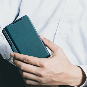 Калъф от еко кожа с подвижно покритие за камерата NILLKIN Qin Leather Pro - Samsung Galaxy Z Fold5 черен - Img 6