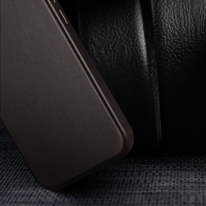 Гръб от естествена кожа DUX DUCIS Naples MagSafe - iPhone 14 тъмнокафяв - Img 6