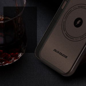 Гръб от естествена кожа DUX DUCIS Naples MagSafe - iPhone 14 тъмнокафяв - Img 7