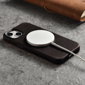 Гръб от естествена кожа iCARER Leather Oil Wax Premium MagSafe - iPhone 14 Plus кафяв - Img 15