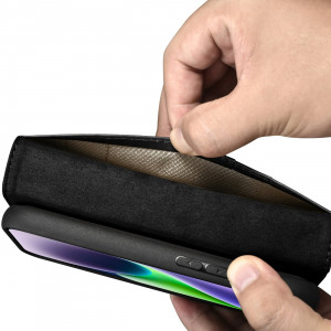 Калъф тип книга от естествена кожа iCARER Oil Wax Wallet 2в1 против кражба - iPhone 14 черен - Img 11