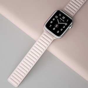 Магнитна каишка Magnetic - Apple Watch 44mm SE / 44mm Series 6 / 44mm Series 5 / 44mm Series 4 / 42mm Series 3 / 42mm Series 2 червен - Img 5