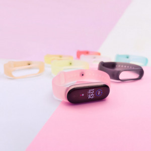 Силиконова каишка Silicone - Xiaomi Mi Band 5 златен - Img 4