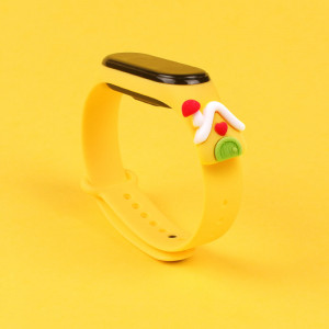 Силиконова каишка Xmas - Xiaomi Mi Band 3 / Band 4 коледен дизайн (къщичка) жълт - Img 2