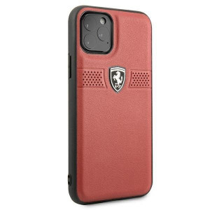 Оригинален гръб от естествена кожа FERRARI Heritage Quilted FEOBAHCN58RE - iPhone 11 Pro червен - Img 5