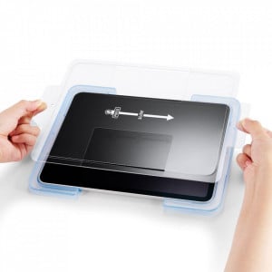 Закален стъклен протектор с инструмент за поставяне SPIGEN Glas.Tr Ez Fit - iPad Air 10.9" (4th gen 2020) / (5th gen 2022) прозрачен - Img 3