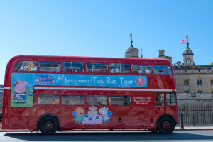 Peppa Pig Afternoon Tea Bus Tour for Two Adults and Two Children - Img 4