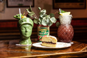 Tipples and Treats for Two at Cahoots, London - Img 4
