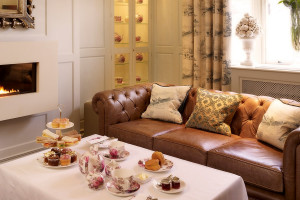 Afternoon Tea and River Sightseeing Cruise for Two in Historic Stratford Upon Avon - Img 2