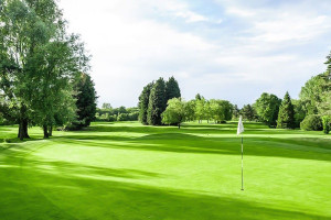 Sunday Night Oxford Escape at the Leonardo Royal Hotel with a Round of Golf for Two - Img 4