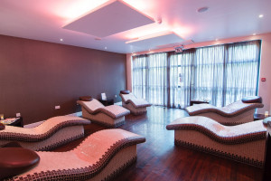 Two Night Soothing Spa Break with Dinner and Treatment for Two at Bannatyne Hastings Hotel - Img 4