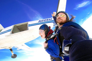 15000ft Ultimate Tandem Skydive - Img 2