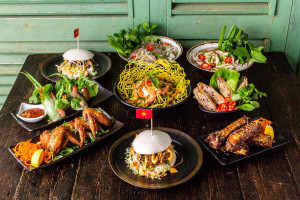 Four Course Vietnamese Street Food Dining Experience with Wine for Two at Pho & Bun