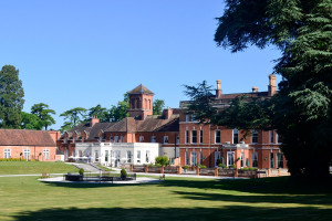 One Night Country Hotel Break with Dinner and The Bombay Sapphire Distillery Guided Discovery Tour with Gin Cocktail for Two