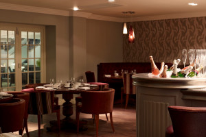 Afternoon Tea and River Sightseeing Cruise for Two in Historic Stratford Upon Avon - Img 4