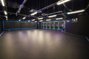 Epic Free-Roam Virtual Reality Experience for Three at Navrtar - Img 2
