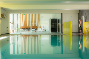 One Night Bed and Breakfast for Two at The Lifehouse Spa & Hotel - Img 2
