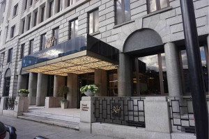 Spa Relaxation with Treatment and Bubbly for One at the 5* Montcalm Royal London House - Img 2