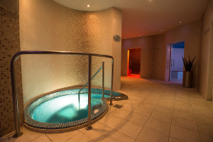 Luxury One Night Break with Dining and Treatment for Two at Titanic Spa - Img 2