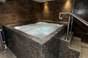 Relaxation Day with Prosecco for Two at the 4* Dover Marina Hotel & Spa - Img 4