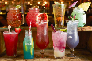 Theatre Tickets to MAGIC MIKE LIVE and Cocktail Masterclass at Revolution Bars for Two - Img 3