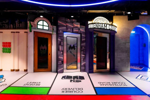 Monopoly Lifesized Choice of All Boards Immersive Experience for Two - Peak - Img 3
