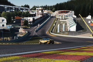 Virtual Hypercar Driving Simulator Experience