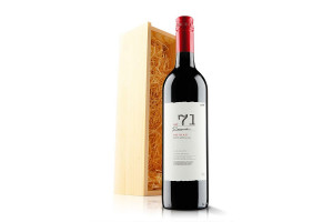 Luxury Shiraz in Wooden Gift Box from Virgin Wines