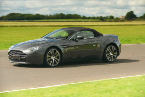 Aston Martin Thrill - Img 2
