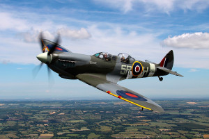 Flight in a WWII Spitfire - Img 4